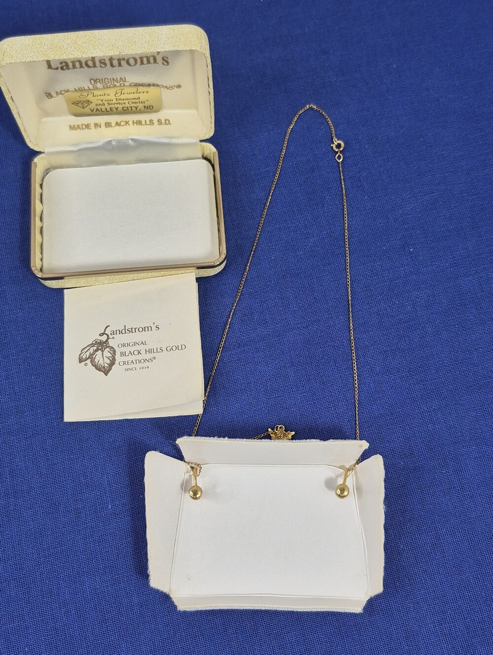 Landstrom's Black Hills Gold Necklace and Screwback Earrings Set Vtg NOS - Picture 12 of 12